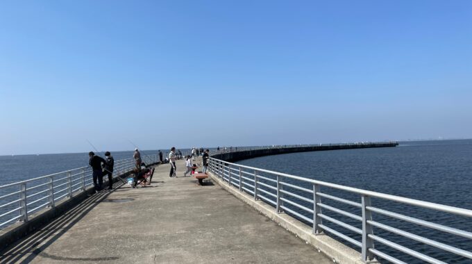 寂しい検見川浜突堤写真
