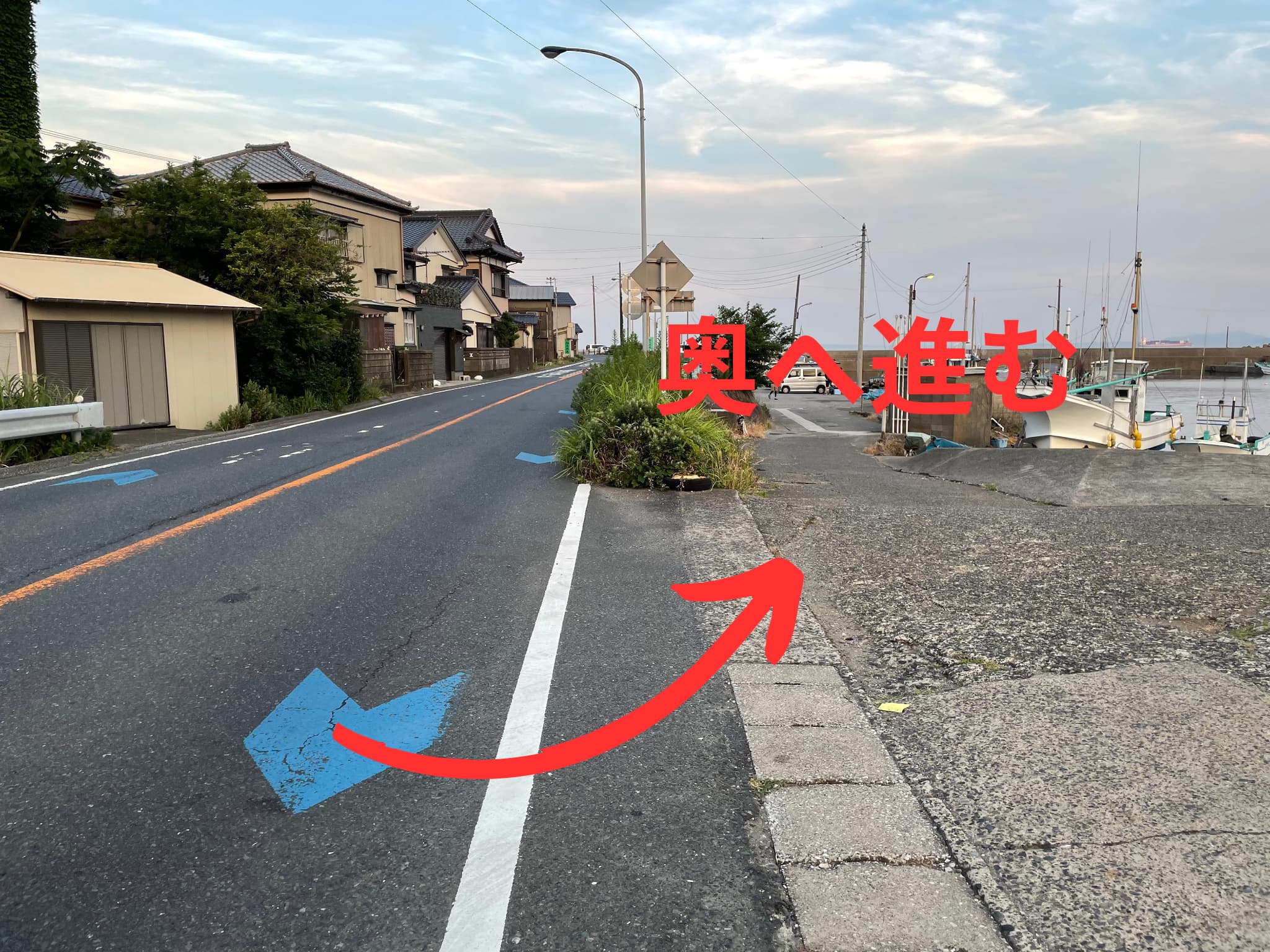 金谷港光進丸駐車場の案内写真