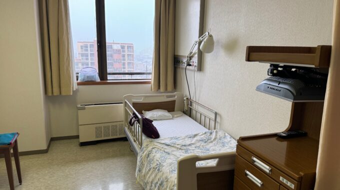 順天堂大学浦安病院の個室写真
