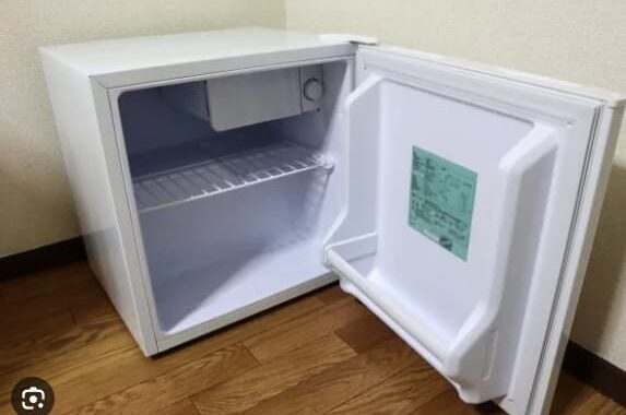 順天堂大学浦安病院個室にあったタイプの冷蔵庫写真