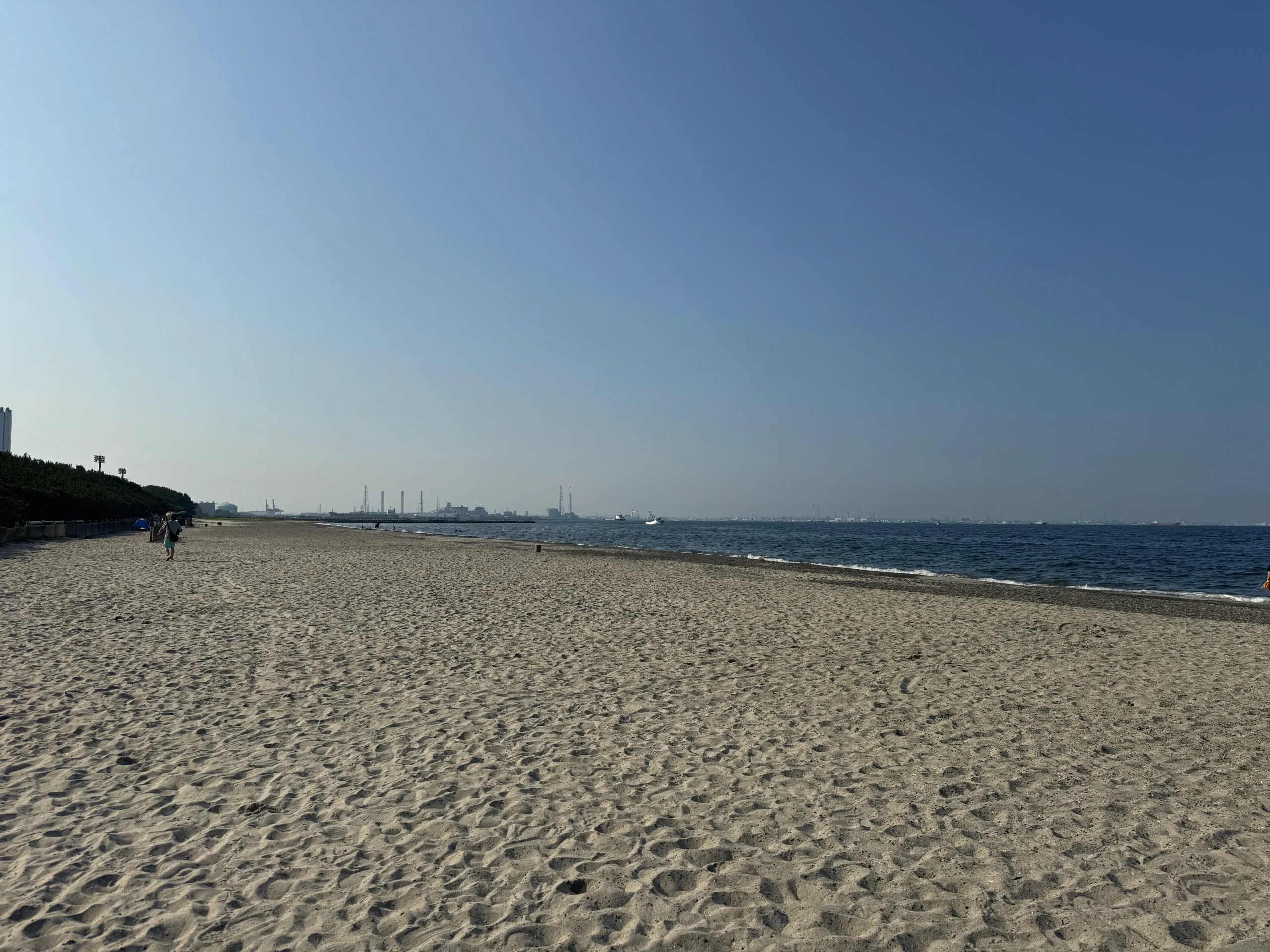 稲毛の浜 海水浴砂浜写真
