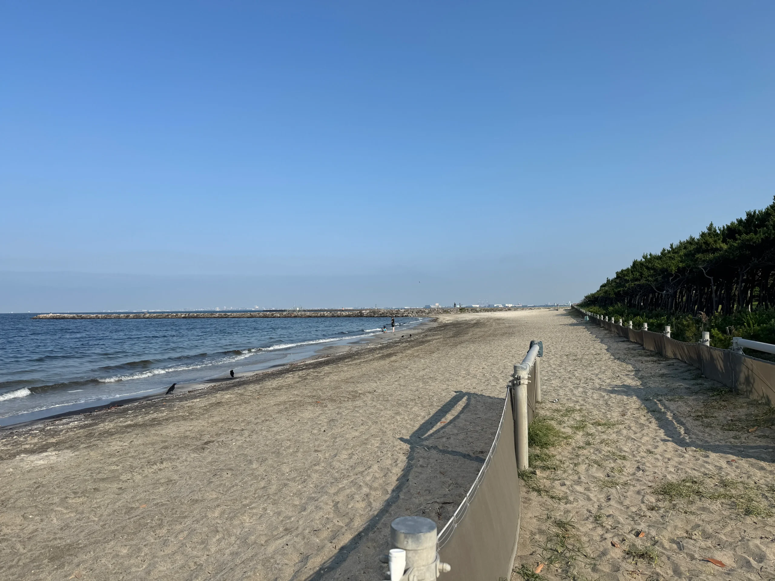 いなげの浜の端っこ写真