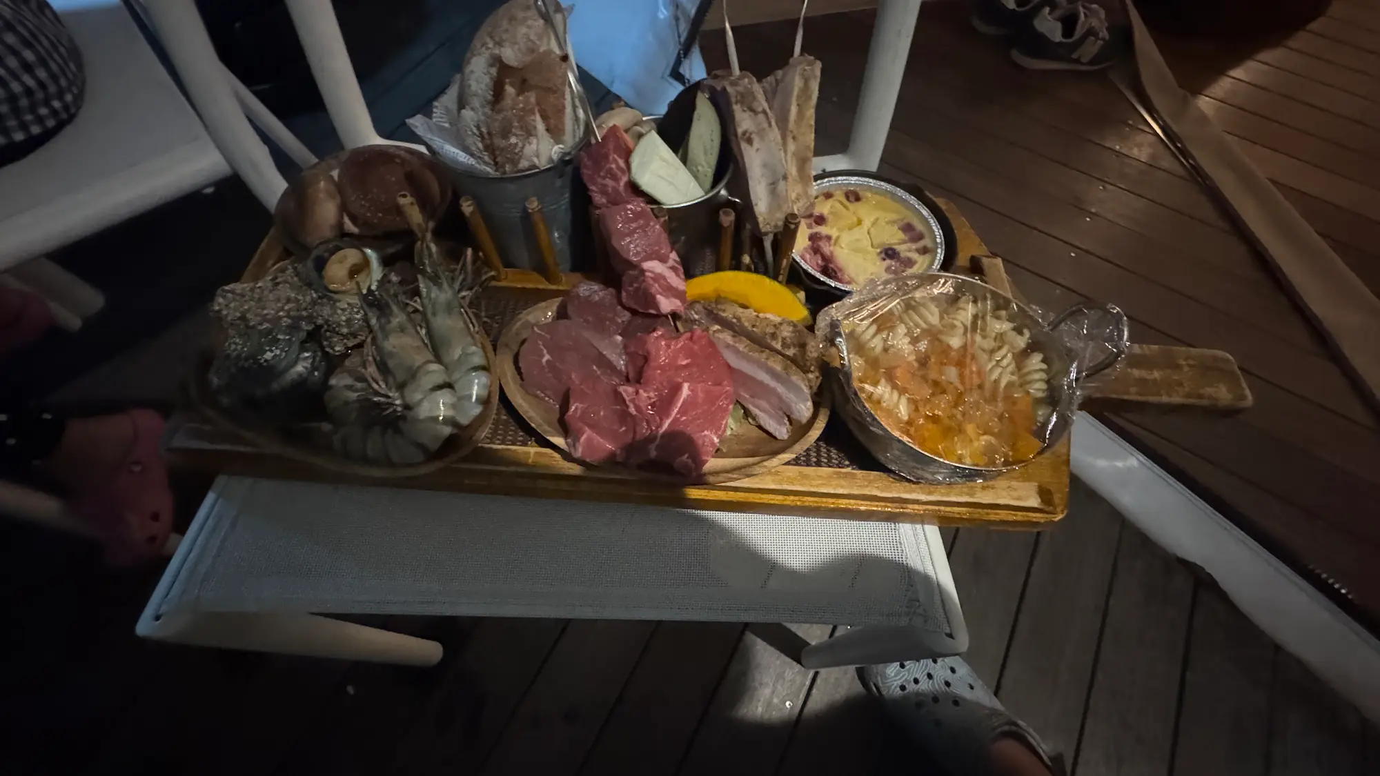 リソルの森のグランピングテントキャビンのBBQ食材