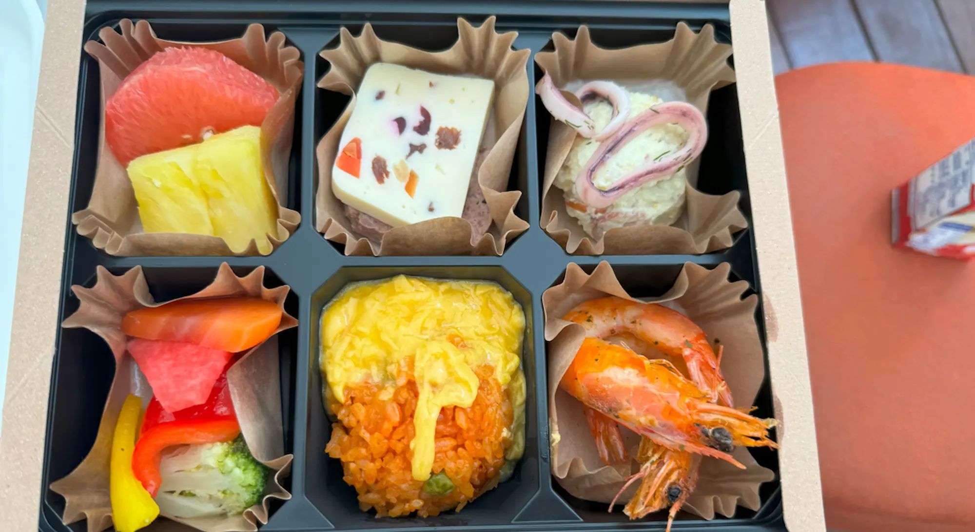 リソルの森のグランピングテントキャビンの初回朝食