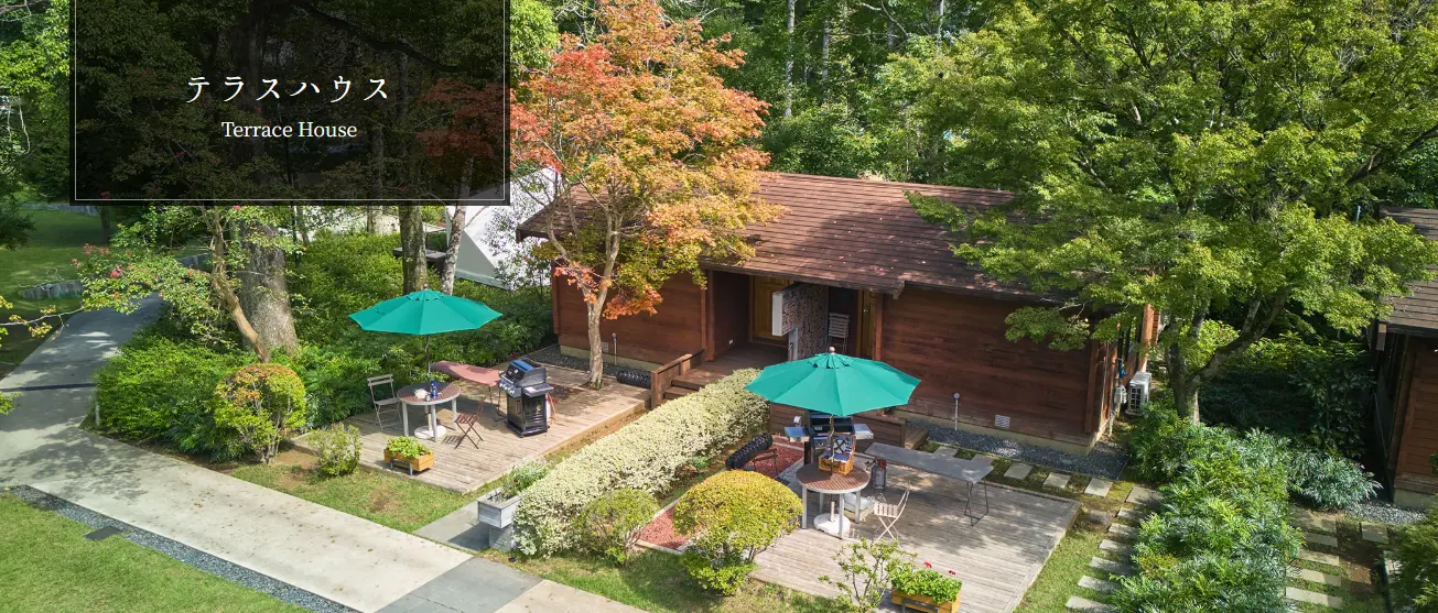 リソルの森のグランピングのテラスハウス