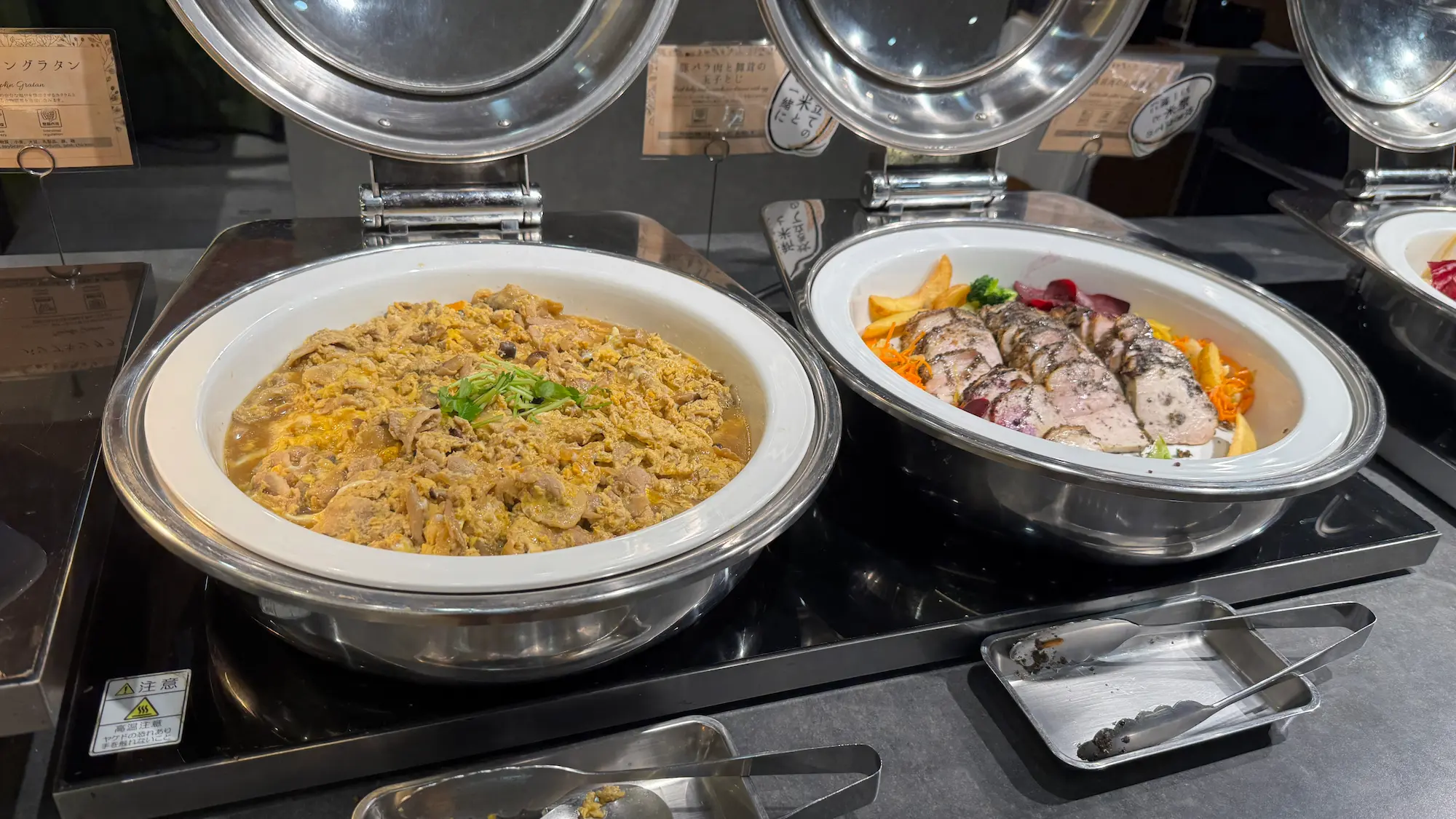 リソルの森のランチレストランの肉料理