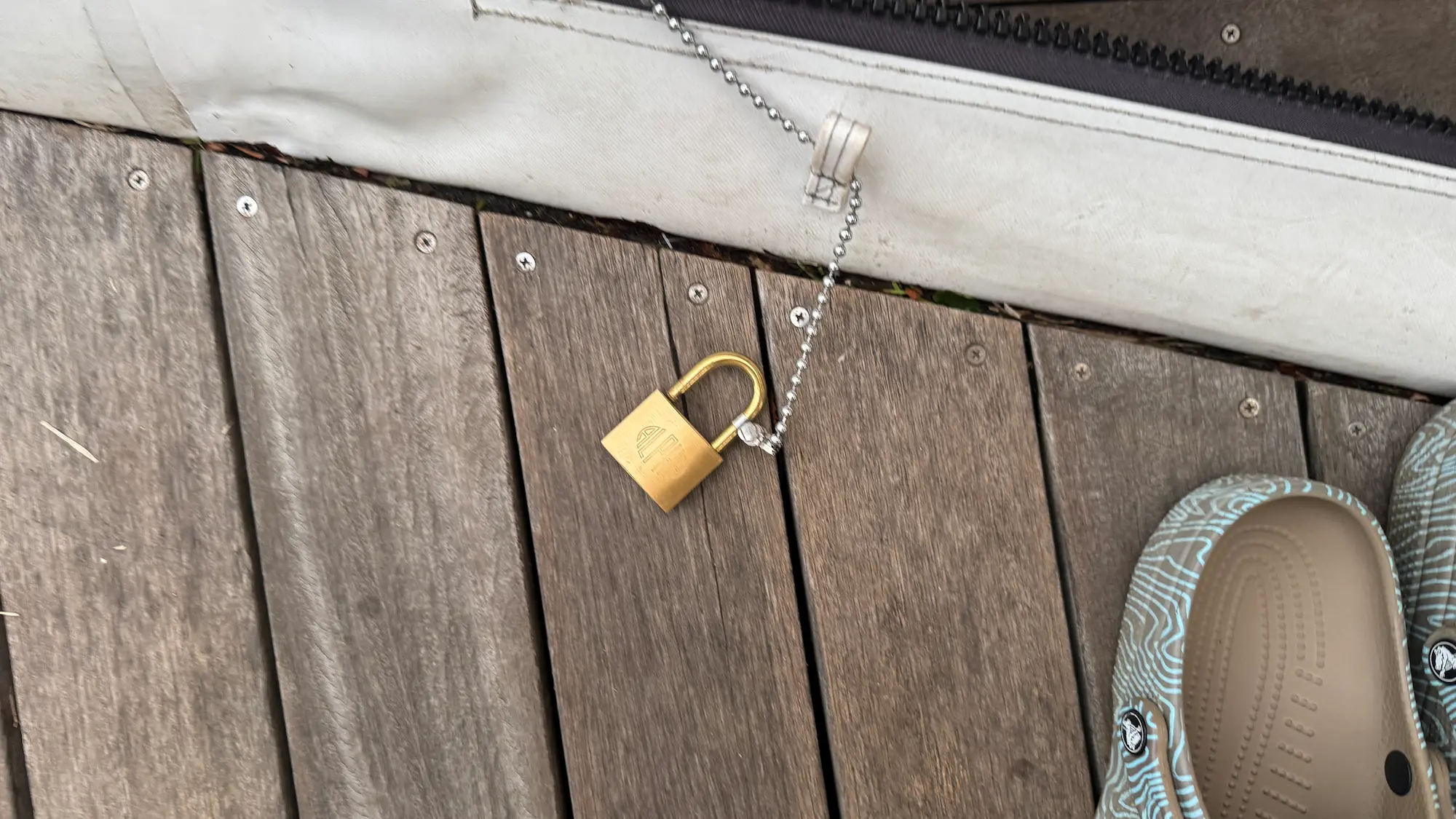 リソルの森のグランピングテントキャビンのカギ