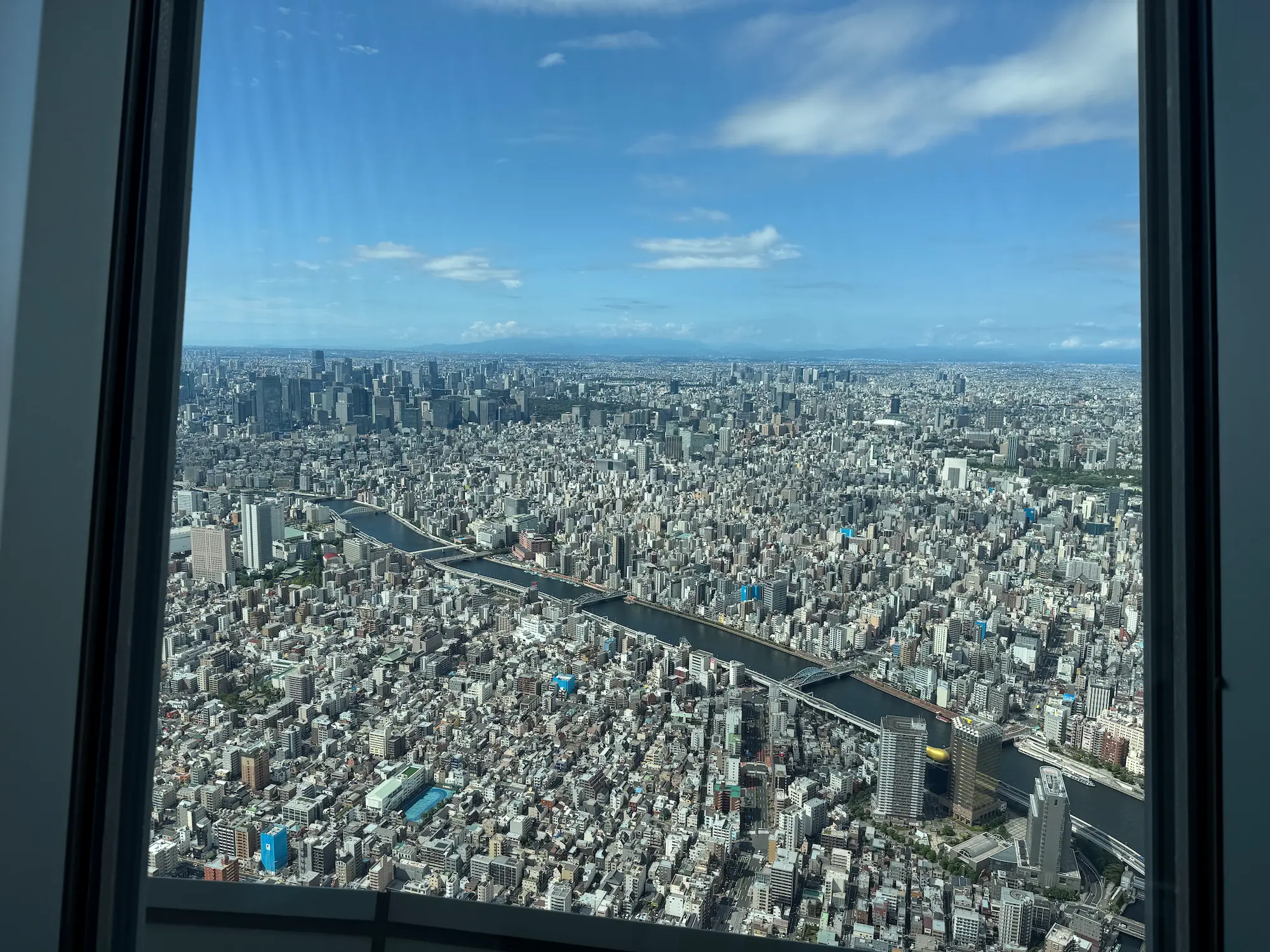 東京スカイツリー展望台から3歳の見た景色